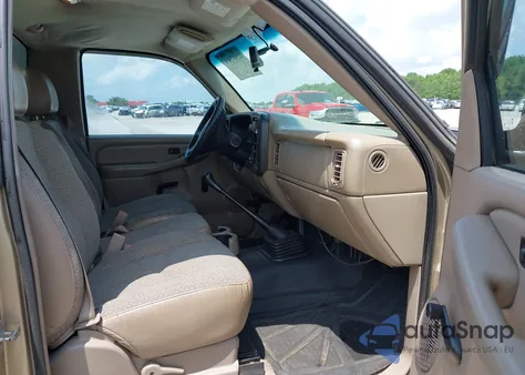 2005 Chevrolet Silverado 1500 Work Truck from USA, damaged, VIN 1GCEC14XX5Z135404